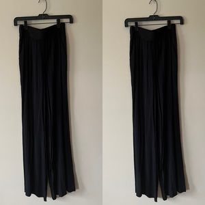 NWT BCBGENERATION Black Pleated Pants XS